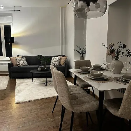 Old Town Design - 3 Min To Christmas Market Talin