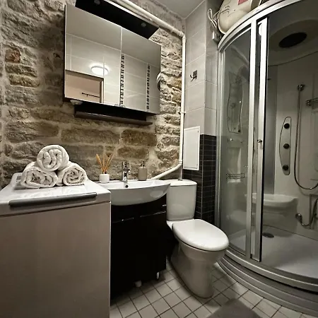 Old Town Design - 3 Min To Christmas Market *